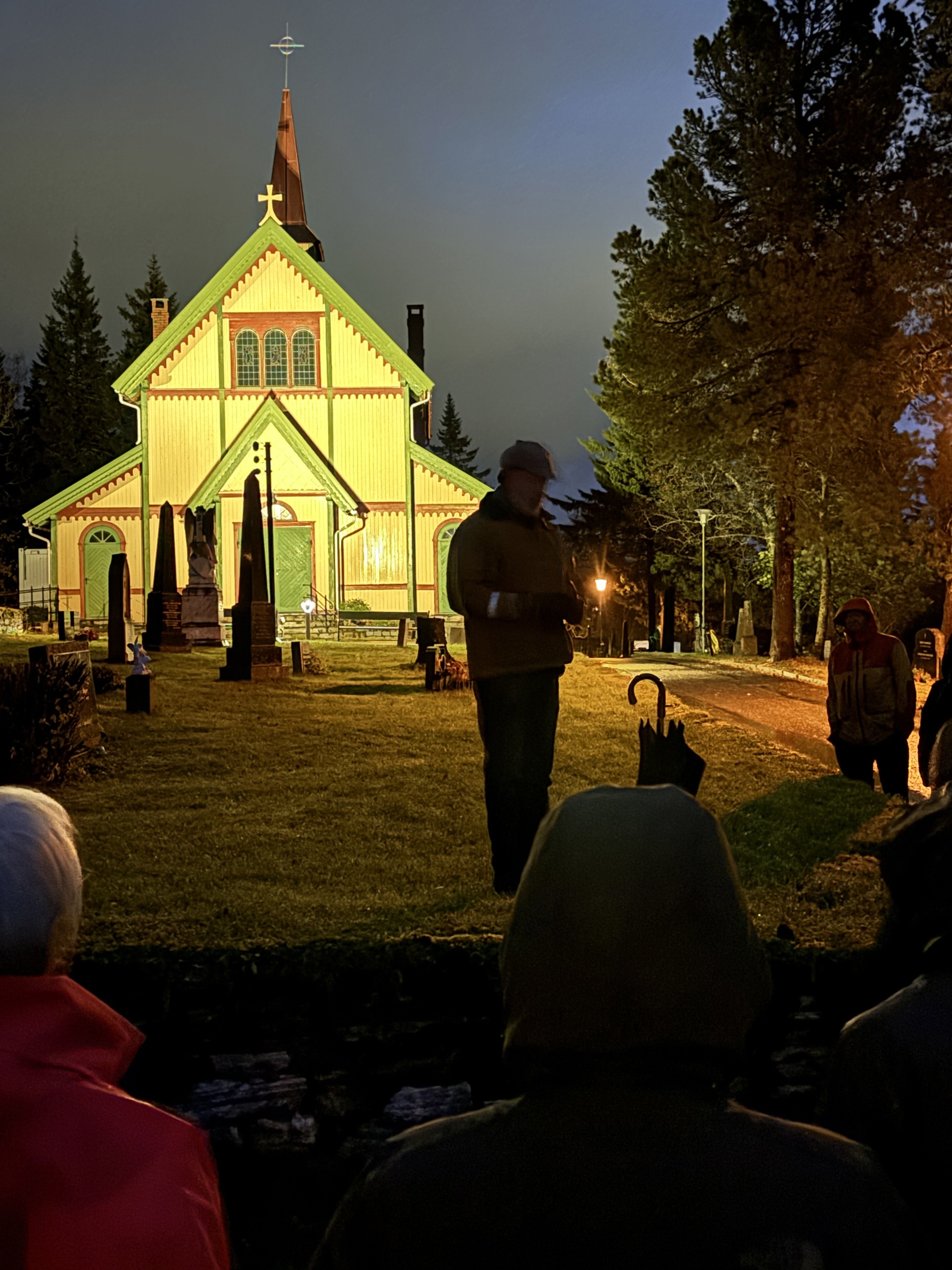 2025 Kirkegårdsvandring